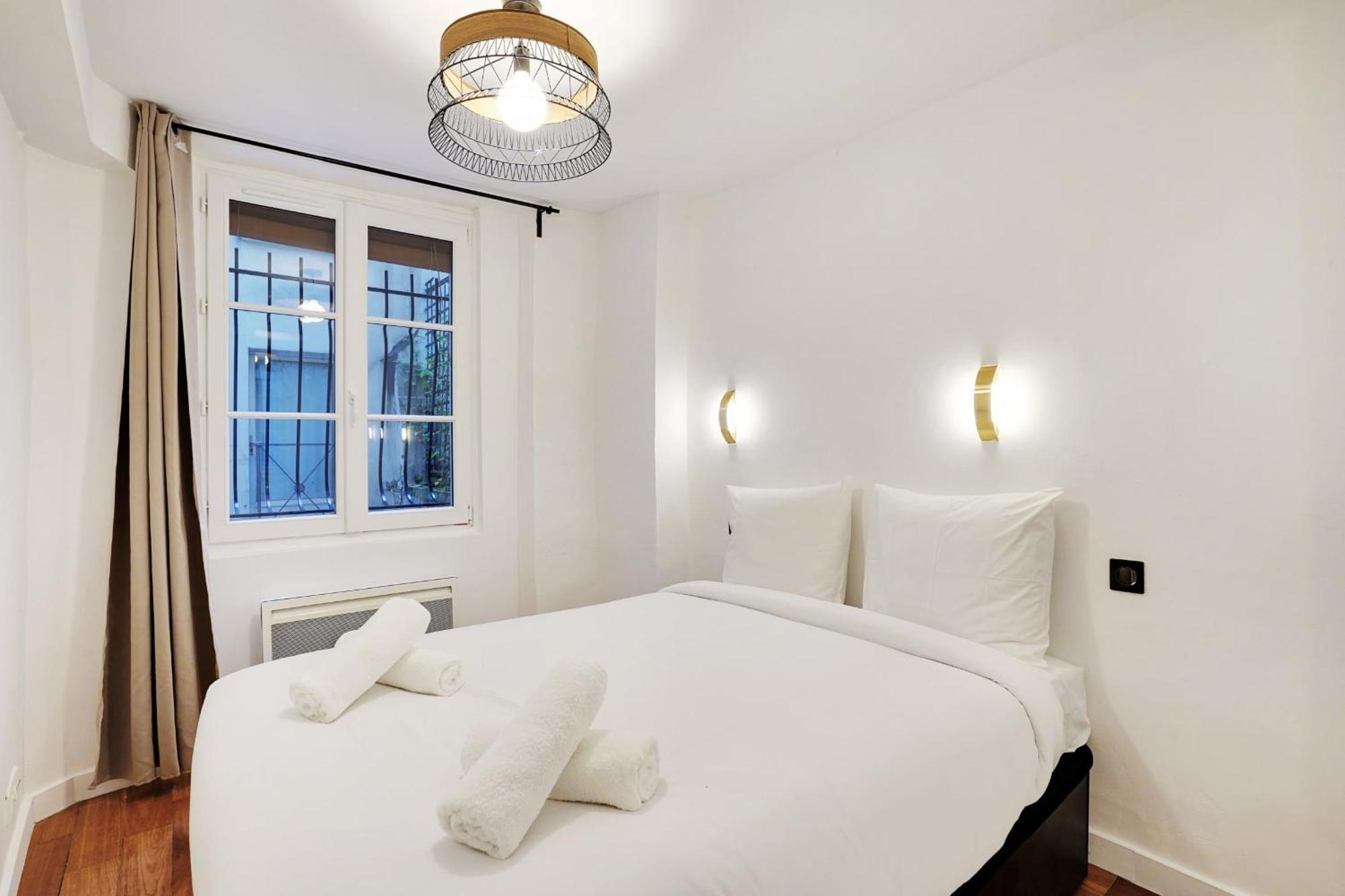 Marais - Vosges Luxury Flat Apartment Paris Exterior photo